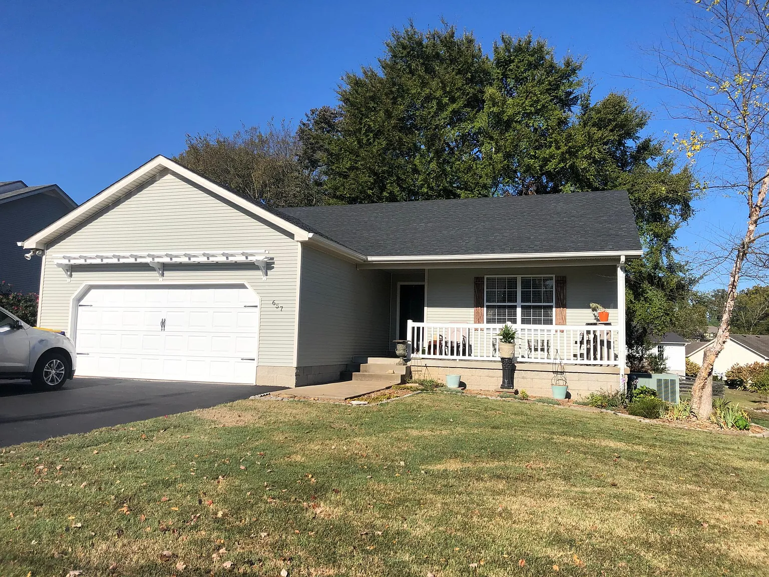 657 Fern Hill St — Photo 1