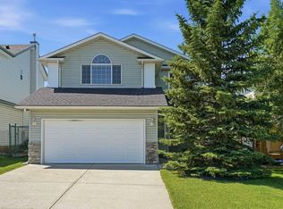 5 Sheep River Line, Okotoks, AB T1S1S2