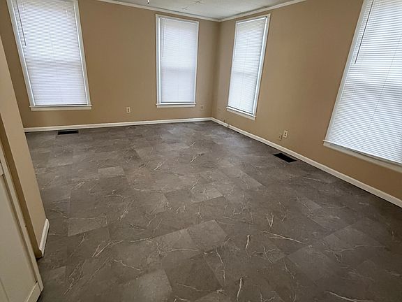 2nd image of 475 W McKibben St #475