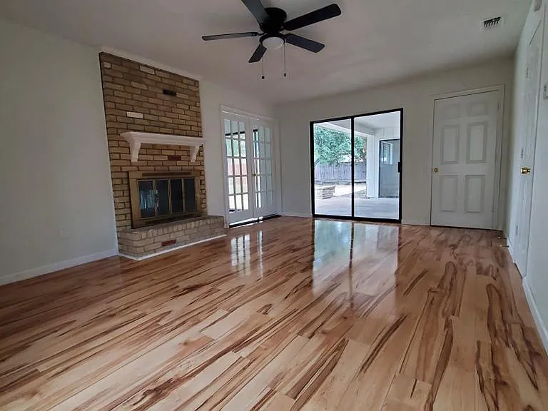 1511 Estates Way — Photo 36