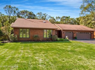 5611 Gray Eagle Rd, Roscoe, IL 61073