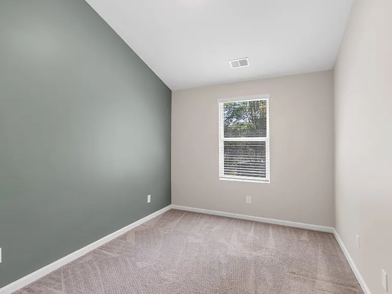 13 Villas Of Garrard Dr — Photo 18