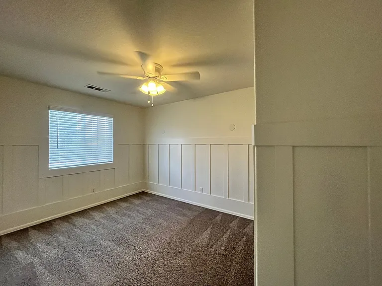 1920 N Fulgham Ave — Photo 17