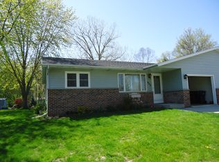 922 Krumrey St, Plymouth, WI 53073