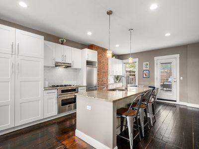 8 Mystic St #1, Boston, MA, 02129