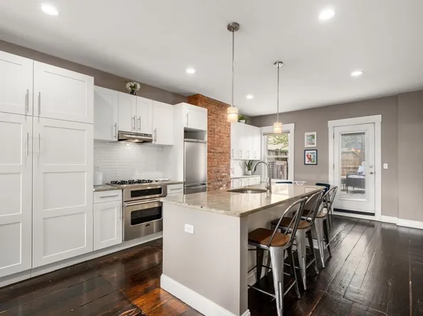 8 Mystic St #1, Boston, MA 02129