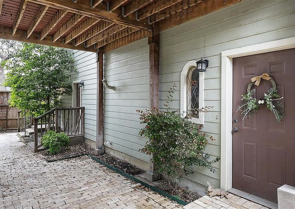 1st image of 5217 Richard Ave #B