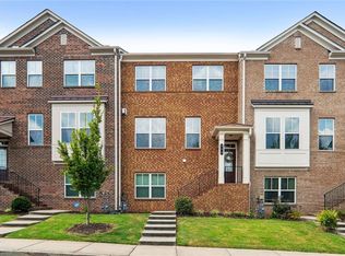 920 Sunset Park Dr, Suwanee, GA 30024