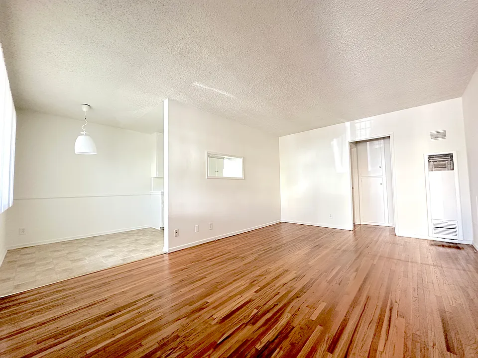 11620 Ohio Ave #2