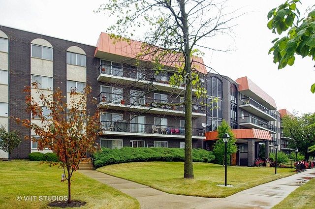 1st image of 4840 Foster St APT 309