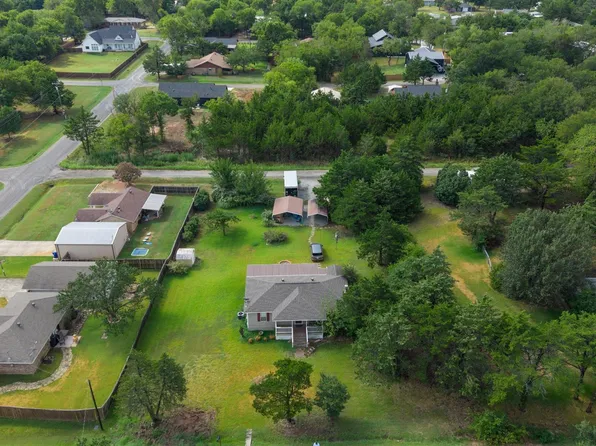 164 Cypress Dr, Pottsboro, TX 75076