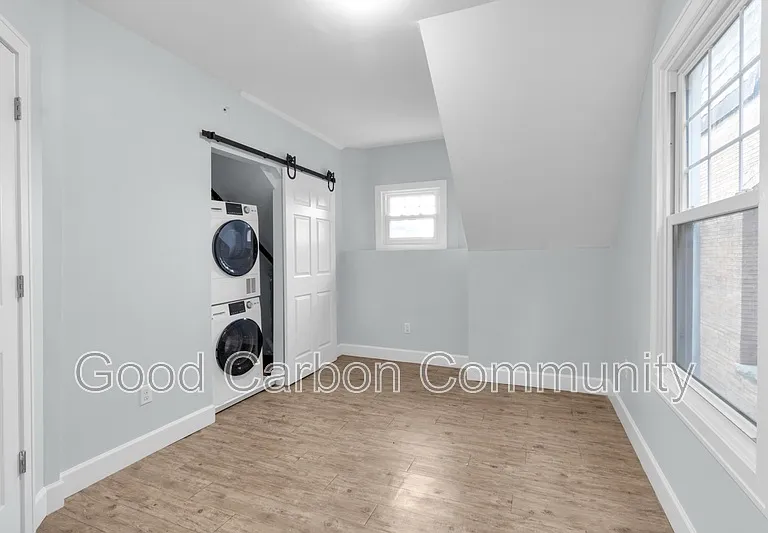 419 Porter Ave #5 — Photo 2