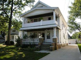 2212 Alger Rd, Lakewood, OH 44107