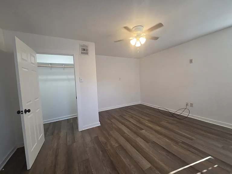 210 N San Jacinto St #2 — Photo 6