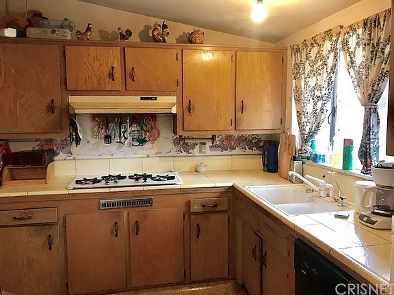 4th image of 13155 Stagg St