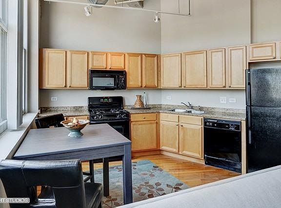 5th image of 2107 Grand Ave Unit 308