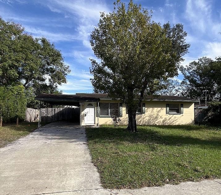 1st image of 205 S Aurora Dr