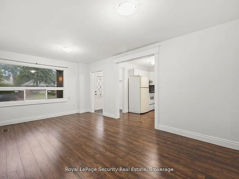 177 Clonmore Dr — Photo 3