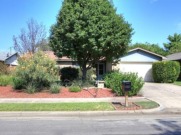 2nd image of 6413 Dorchester Trl