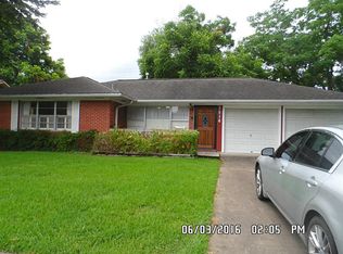 8614 Bob White Dr, Houston, TX 77074