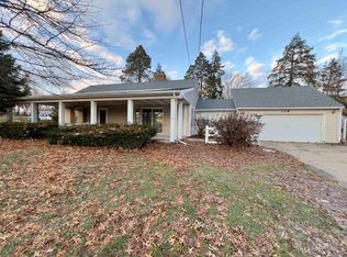 108 E 37th St, Davenport, IA