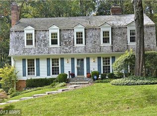 10407 Windsor View Dr, Rockville, MD 20854