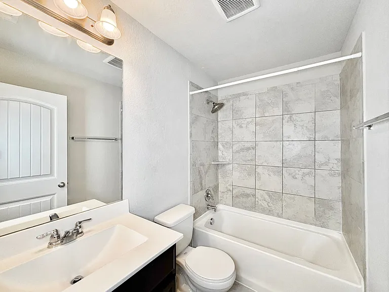 6818 Hanover Stone — Photo 10