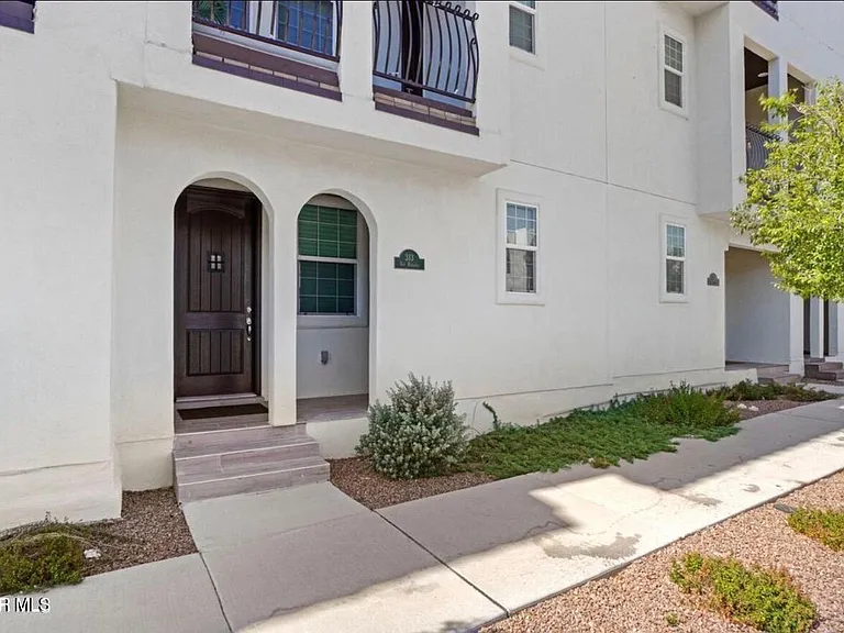 313 Vin Raliuga Ct — Photo 2