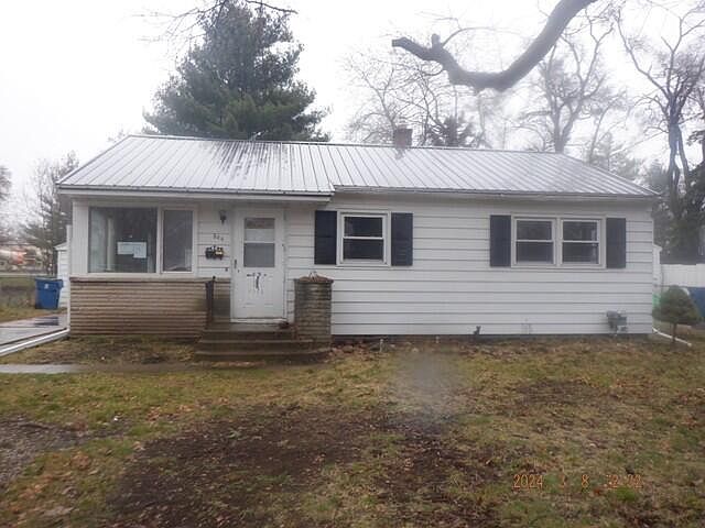 1st image of 806 Avondale Dr