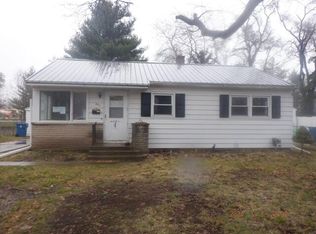 806 Avondale Dr, Kalamazoo, MI 49048