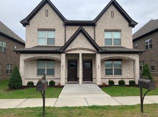 97B Cages Rd, Hendersonville, TN 37075