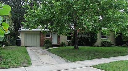 1st image of 915 Mayfair Cir