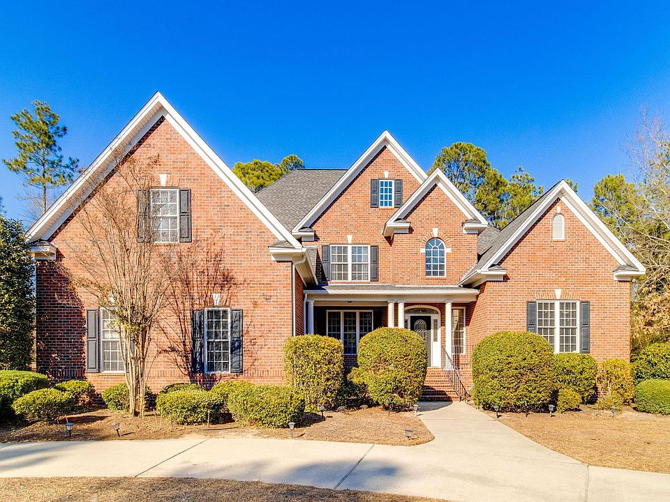 1st image of 111 Brookhaven Cir