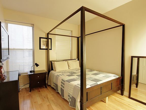 4th image of 120 Nassau St APT 4