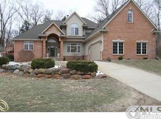 7513 Elmbrooke Way, Brighton, MI 48116