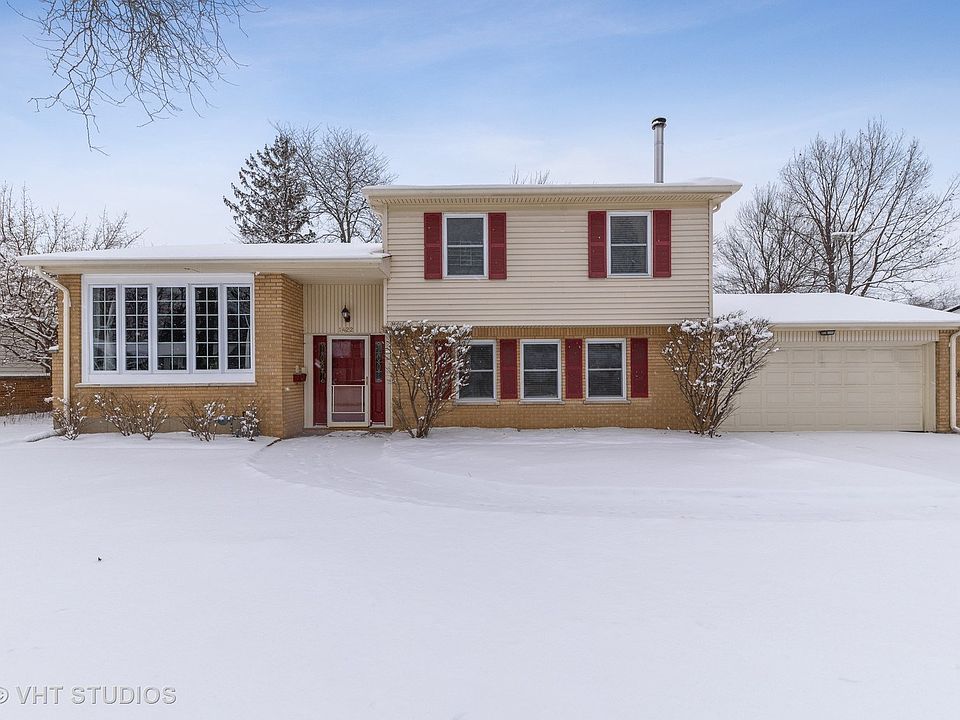 1st image of 1422 E Gloria Dr
