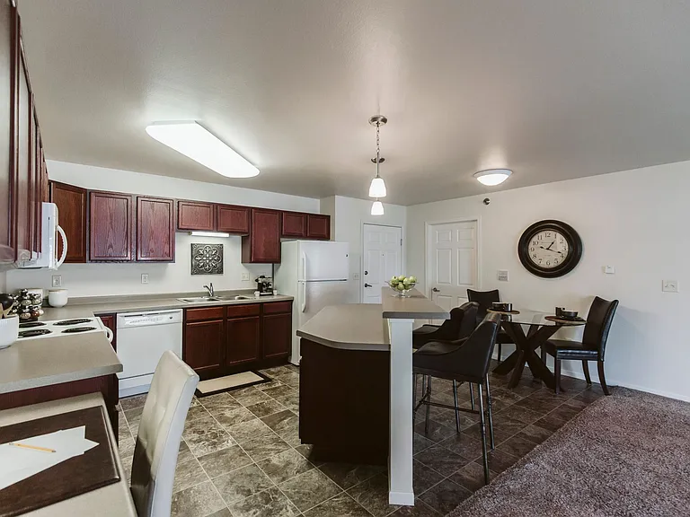 Highland at Lakewood — Photo 14