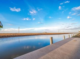 1111 Gator Point, Crystal Beach, TX 77650