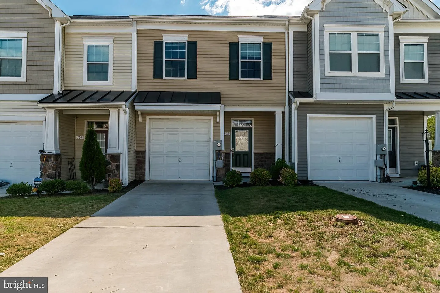 102 Oflannery Court 0828 - 1 — Photo 1