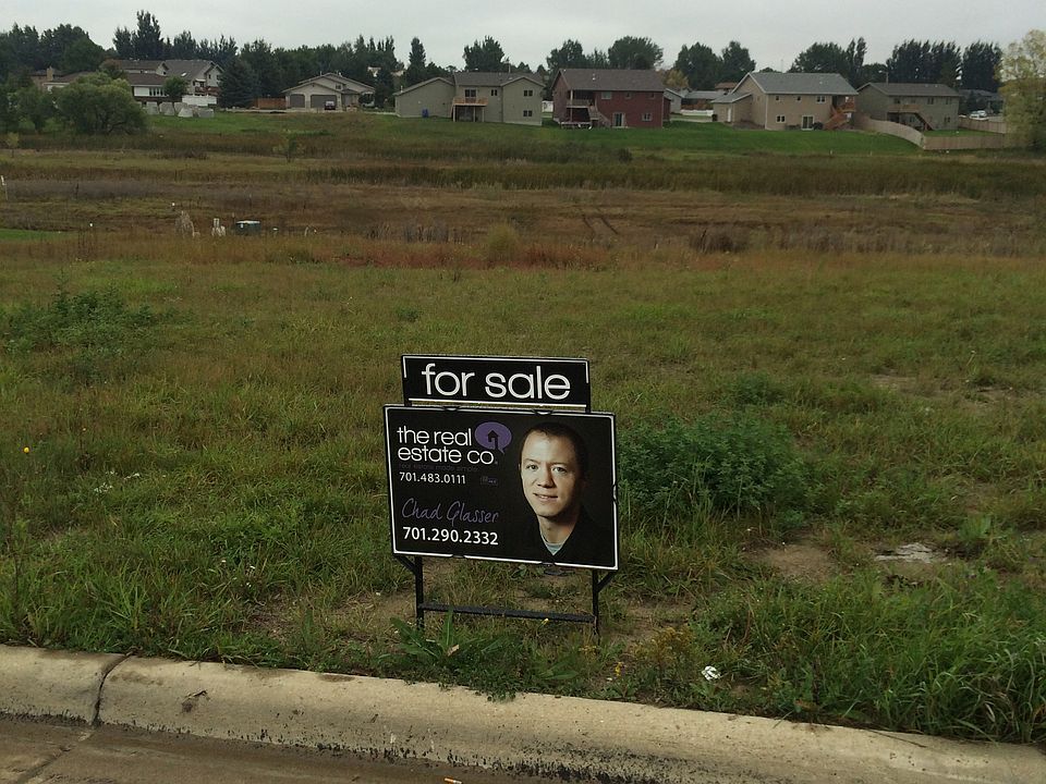 1st image of Grasslands Dr