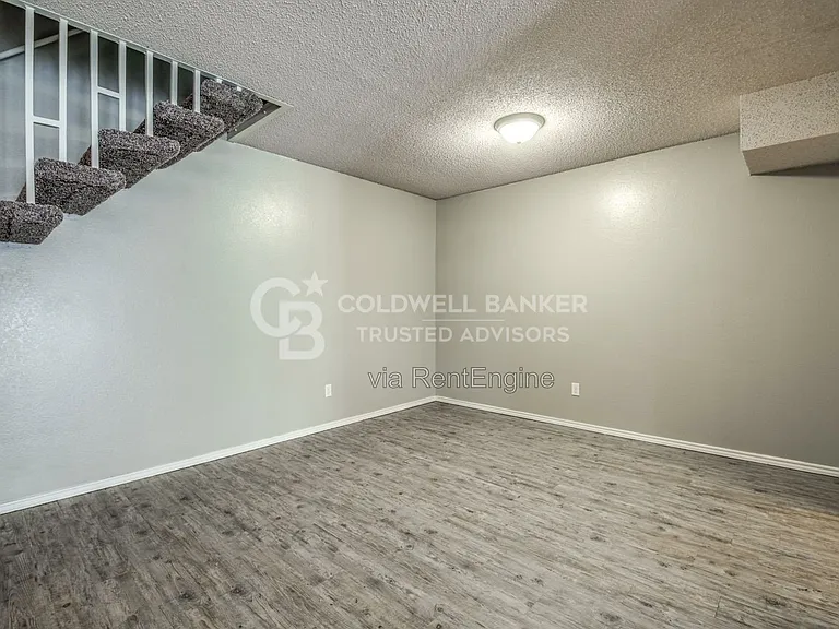 5332 Kenosha Ave — Photo 7
