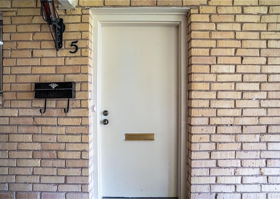1st image of 100 E Yuma Ave APT 5