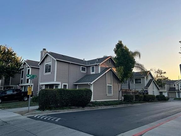 3rd image of 258 Banana Grove Ln