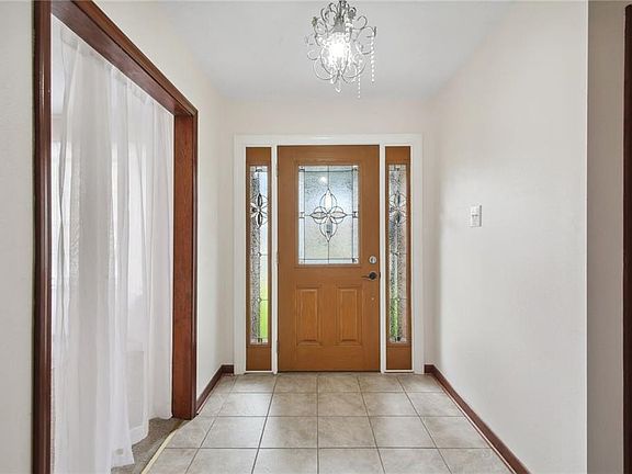 3rd image of 2320 Transcontinental Dr