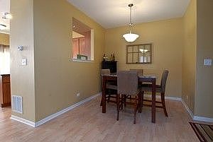 3rd image of 3052 Creekside Dr #3052