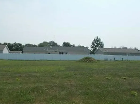 821 S California Ave, Hastings, NE 68901