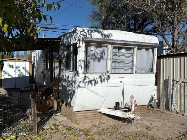 150 S Land Ave #16, Benson, AZ 85602