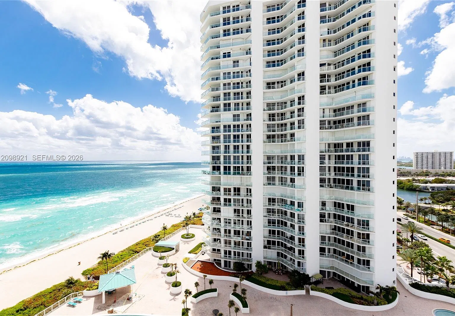Oceania Iii Condo — Photo 1