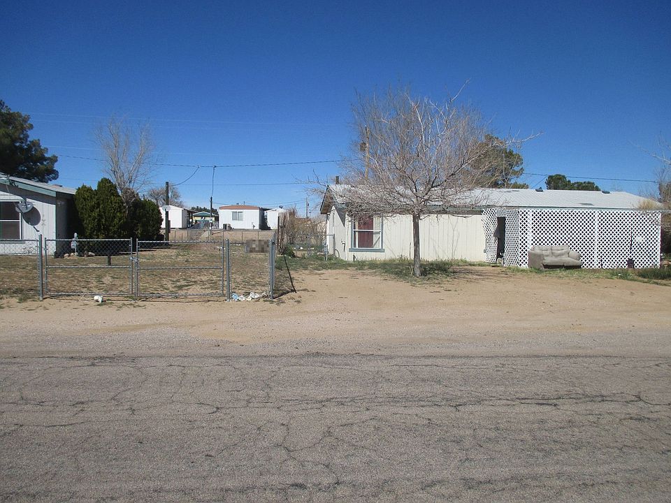 2nd image of 2265 E Potter Ave