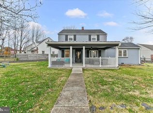 2330 Poe Rd, Secane, PA 19018